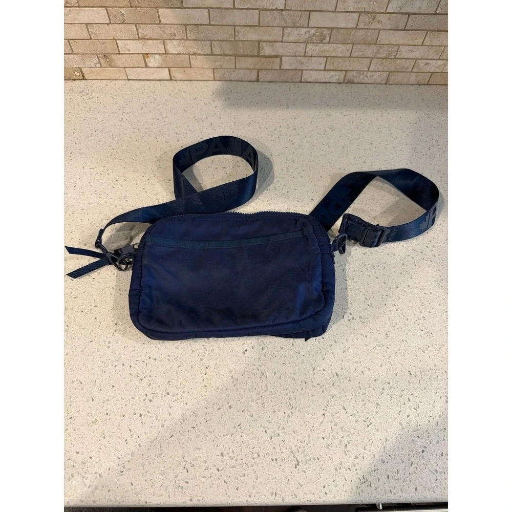 Pajar Canada Quilted Crossbody Bag blue Nylon Adjustable Logo Strap Unisex